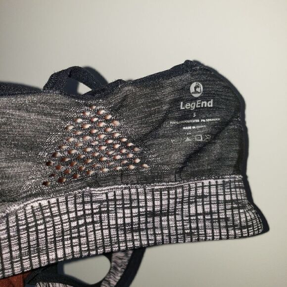 LegEnd SEAMLESS Strappy Sports Bra Size SMALL - Picture 5 of 5
